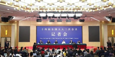住房城乡建设部部长倪虹：加装电梯超过13万部
