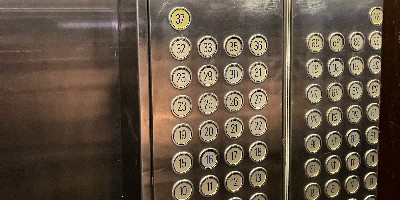 老旧电梯焕新