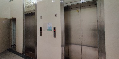更换“高龄电梯” 圆了百姓期盼事
