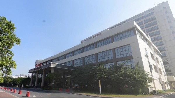 嘉立广州中医药大学第三附属医院医用电梯安装项目案例 嘉立广州中医药大学第三附属医院医用电梯安装项目案例
